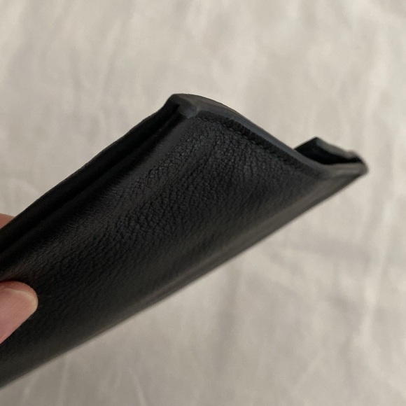 The Row - Picture 13 of 16